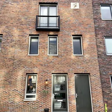 Herenhuis Aan De Gracht Tatil Evi Alkmaar
