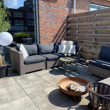 Herenhuis Aan De Gracht Tatil Evi