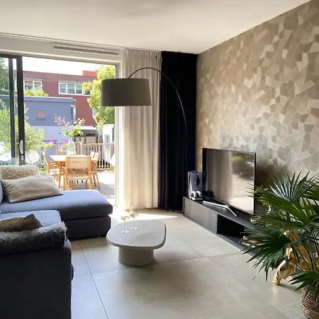 Herenhuis Aan De Gracht Tatil Evi Alkmaar
